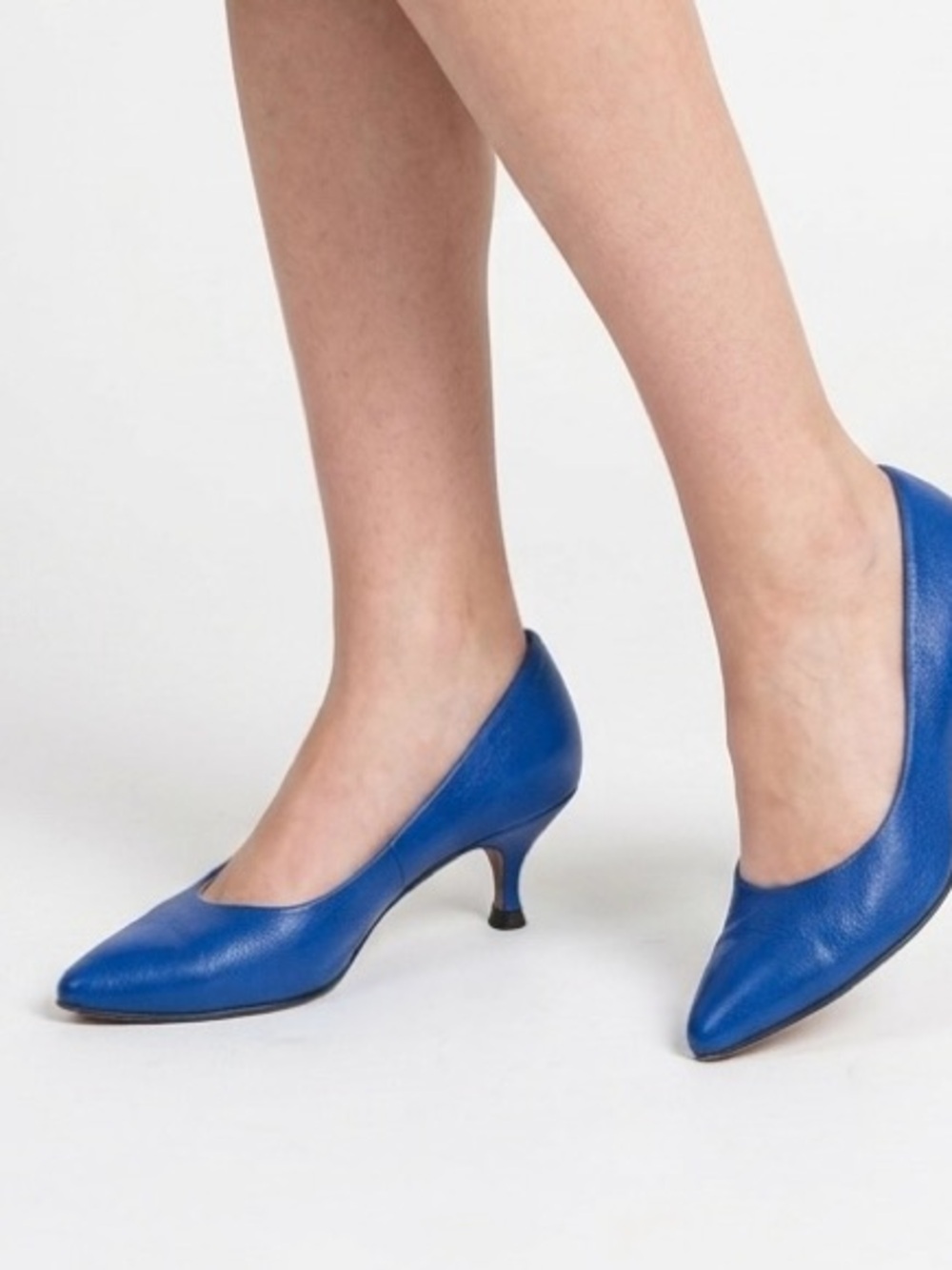 Vintage Danny Simmons Las Vegas All Leather Kitten Heels Pumps Blue Size 5M